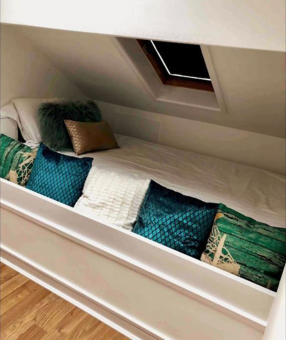 Sunny Seaside Beach House Lytham Centre Sleeps 8 ลิธึม เซนต์ แอนน์ส ภายนอก รูปภาพ